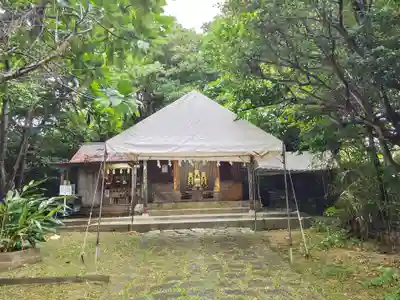 世持神社の本殿・本堂