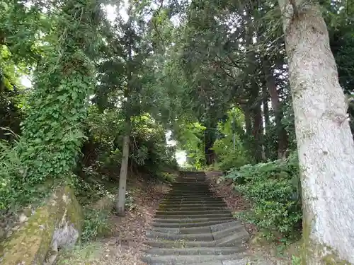 長岡神社・八幡神社・天御布須麻神社の建物その他