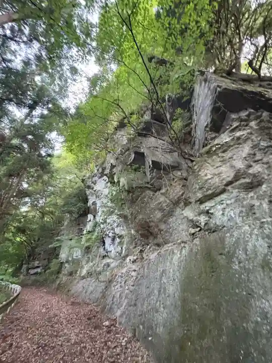 竜王窟(徳島県)