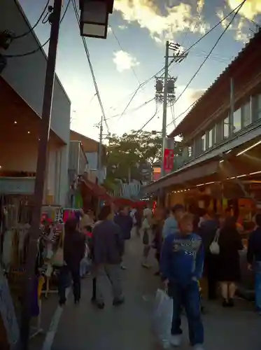 千代保稲荷神社の周辺