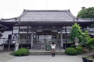 法常寺の本殿・本堂