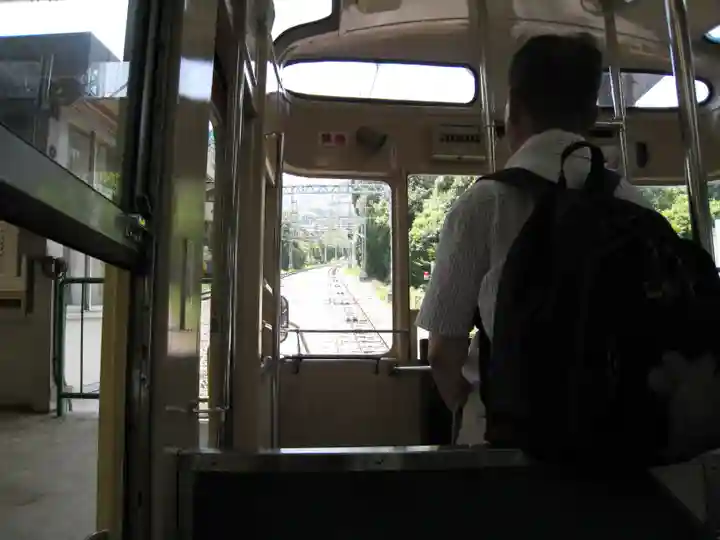 宝山寺の本殿・本堂