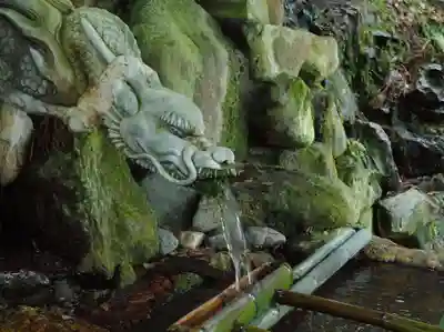 白山比咩神社の手水舎