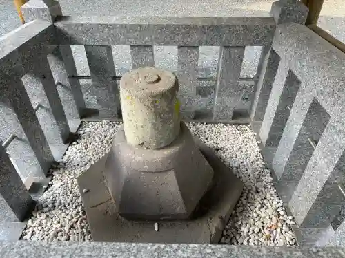 千栗八幡宮の{uncategorized: "未分類", other: "その他", undefined: "問題あり", building: "その他建物", grave: "お墓", sacred_gate: "鳥居", guardian: "狛犬", statue: "像", buddha: "仏像", history: "歴史", nature: "自然", garden: "庭園", animal: "動物", pagoda: "塔", temizu: "手水舎", mountain_gate: "山門・神門", sanctuary: "本殿・本堂", subordinate: "末社・摂社", art: "芸術", scenery: "景色", jizo: "地蔵", ema: "絵馬", goshuin: "御朱印", omikuji: "おみくじ", items: "授与品その他", amulet: "お守り", goshuincho: "御朱印帳", eats: "食事", festival: "お祭り", votive_dance: "神楽", shichigosan: "七五三参", wedding: "結婚式", experience: "体験その他", initially: "初詣", around: "周辺", anti_infection: "感染症対策"}