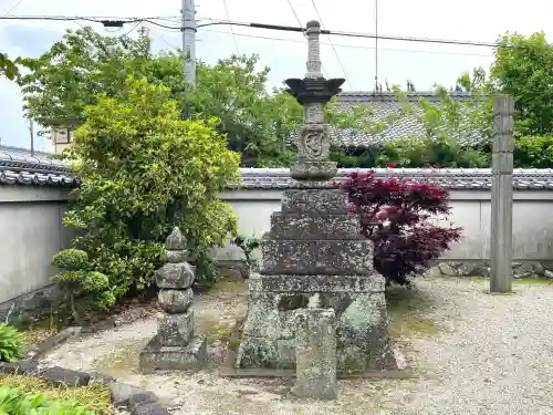 盛禅寺の{uncategorized: "未分類", other: "その他", undefined: "問題あり", building: "その他建物", grave: "お墓", sacred_gate: "鳥居", guardian: "狛犬", statue: "像", buddha: "仏像", history: "歴史", nature: "自然", garden: "庭園", animal: "動物", pagoda: "塔", temizu: "手水舎", mountain_gate: "山門・神門", sanctuary: "本殿・本堂", subordinate: "末社・摂社", art: "芸術", scenery: "景色", jizo: "地蔵", ema: "絵馬", goshuin: "御朱印", omikuji: "おみくじ", items: "授与品その他", amulet: "お守り", goshuincho: "御朱印帳", eats: "食事", festival: "お祭り", votive_dance: "神楽", shichigosan: "七五三参", wedding: "結婚式", experience: "体験その他", initially: "初詣", around: "周辺", anti_infection: "感染症対策"}