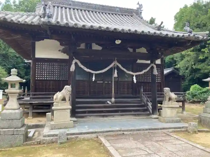 桑名神社の本殿・本堂