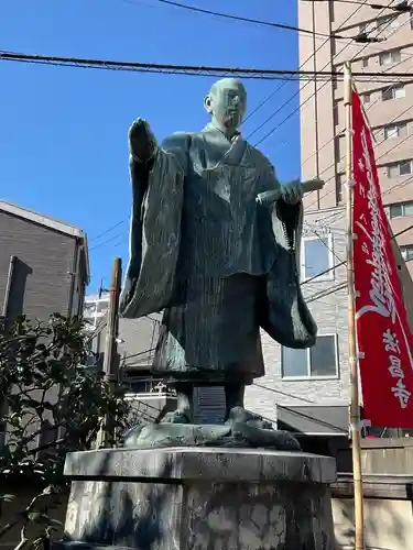 法昌寺の像