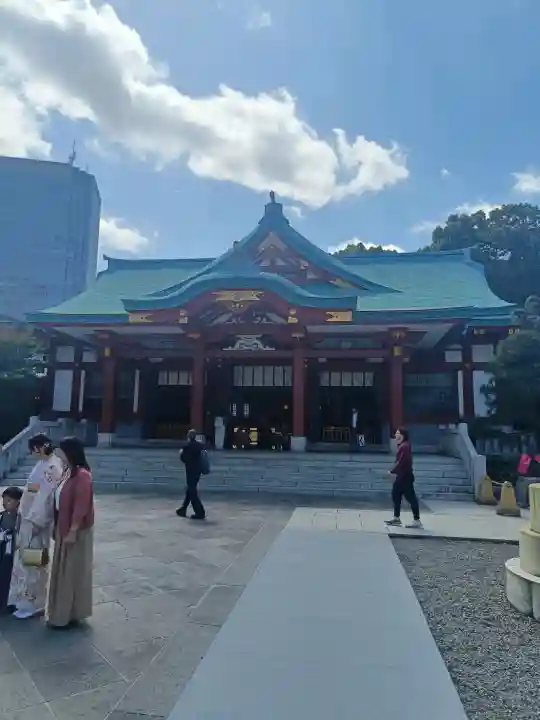 日枝神社の{uncategorized: "未分類", other: "その他", undefined: "問題あり", building: "その他建物", grave: "お墓", sacred_gate: "鳥居", guardian: "狛犬", statue: "像", buddha: "仏像", history: "歴史", nature: "自然", garden: "庭園", animal: "動物", pagoda: "塔", temizu: "手水舎", mountain_gate: "山門・神門", sanctuary: "本殿・本堂", subordinate: "末社・摂社", art: "芸術", scenery: "景色", jizo: "地蔵", ema: "絵馬", goshuin: "御朱印", omikuji: "おみくじ", items: "授与品その他", amulet: "お守り", goshuincho: "御朱印帳", eats: "食事", festival: "お祭り", votive_dance: "神楽", shichigosan: "七五三参", wedding: "結婚式", experience: "体験その他", initially: "初詣", around: "周辺", anti_infection: "感染症対策"}