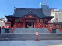 花園神社の本殿