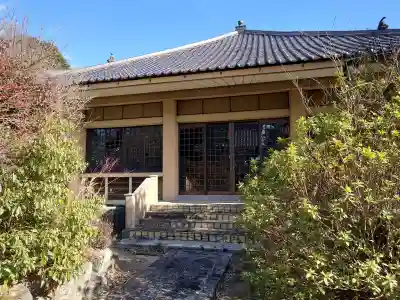 東光院の{uncategorized: "未分類", other: "その他", undefined: "問題あり", building: "その他建物", grave: "お墓", sacred_gate: "鳥居", guardian: "狛犬", statue: "像", buddha: "仏像", history: "歴史", nature: "自然", garden: "庭園", animal: "動物", pagoda: "塔", temizu: "手水舎", mountain_gate: "山門・神門", sanctuary: "本殿・本堂", subordinate: "末社・摂社", art: "芸術", scenery: "景色", jizo: "地蔵", ema: "絵馬", goshuin: "御朱印", omikuji: "おみくじ", items: "授与品その他", amulet: "お守り", goshuincho: "御朱印帳", eats: "食事", festival: "お祭り", votive_dance: "神楽", shichigosan: "七五三参", wedding: "結婚式", experience: "体験その他", initially: "初詣", around: "周辺", anti_infection: "感染症対策"}