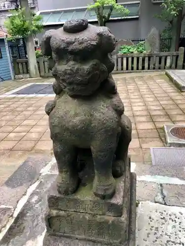 高輪神社の狛犬