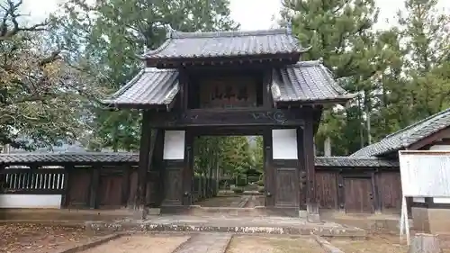 大泉寺の山門