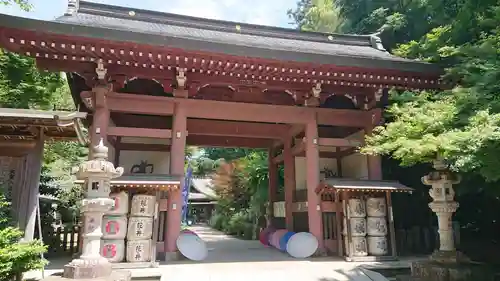 大宝八幡宮の山門