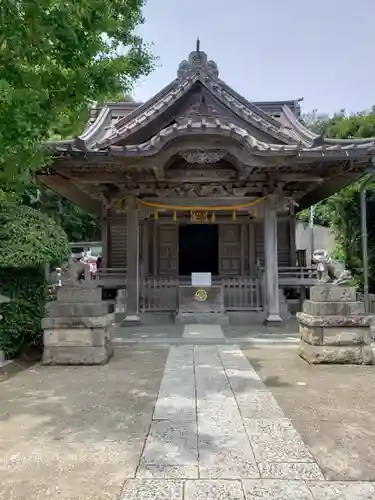 小動神社の本殿・本堂