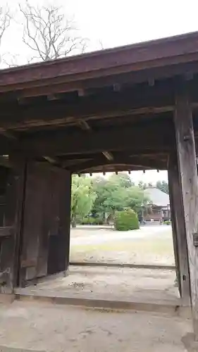 常広寺の山門