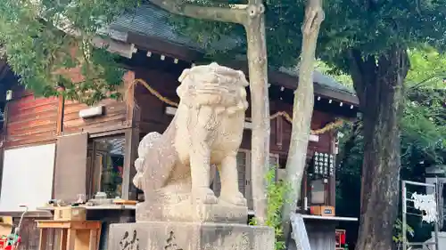 夜疑神社の狛犬