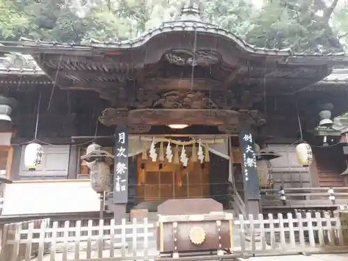 調神社の本殿