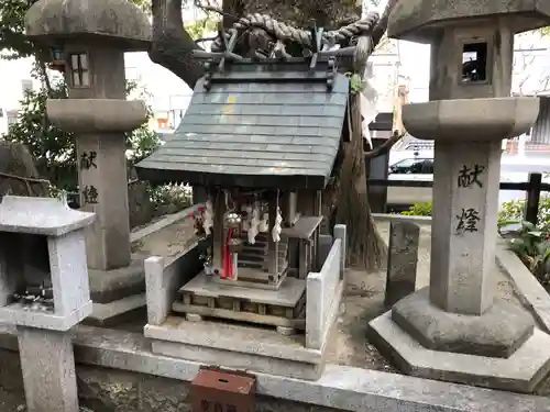 若一神社の末社