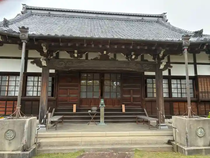 菩提樹院の{uncategorized: "未分類", other: "その他", undefined: "問題あり", building: "その他建物", grave: "お墓", sacred_gate: "鳥居", guardian: "狛犬", statue: "像", buddha: "仏像", history: "歴史", nature: "自然", garden: "庭園", animal: "動物", pagoda: "塔", temizu: "手水舎", mountain_gate: "山門・神門", sanctuary: "本殿・本堂", subordinate: "末社・摂社", art: "芸術", scenery: "景色", jizo: "地蔵", ema: "絵馬", goshuin: "御朱印", omikuji: "おみくじ", items: "授与品その他", amulet: "お守り", goshuincho: "御朱印帳", eats: "食事", festival: "お祭り", votive_dance: "神楽", shichigosan: "七五三参", wedding: "結婚式", experience: "体験その他", initially: "初詣", around: "周辺", anti_infection: "感染症対策"}