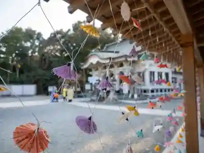 武雄神社の{uncategorized: "未分類", other: "その他", undefined: "問題あり", building: "その他建物", grave: "お墓", sacred_gate: "鳥居", guardian: "狛犬", statue: "像", buddha: "仏像", history: "歴史", nature: "自然", garden: "庭園", animal: "動物", pagoda: "塔", temizu: "手水舎", mountain_gate: "山門・神門", sanctuary: "本殿・本堂", subordinate: "末社・摂社", art: "芸術", scenery: "景色", jizo: "地蔵", ema: "絵馬", goshuin: "御朱印", omikuji: "おみくじ", items: "授与品その他", amulet: "お守り", goshuincho: "御朱印帳", eats: "食事", festival: "お祭り", votive_dance: "神楽", shichigosan: "七五三参", wedding: "結婚式", experience: "体験その他", initially: "初詣", around: "周辺", anti_infection: "感染症対策"}