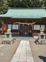 那閉神社の本殿