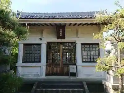 片田神社の本殿