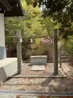 丸山稲荷神社本社の{uncategorized: "未分類", other: "その他", undefined: "問題あり", building: "その他建物", grave: "お墓", sacred_gate: "鳥居", guardian: "狛犬", statue: "像", buddha: "仏像", history: "歴史", nature: "自然", garden: "庭園", animal: "動物", pagoda: "塔", temizu: "手水舎", mountain_gate: "山門・神門", sanctuary: "本殿・本堂", subordinate: "末社・摂社", art: "芸術", scenery: "景色", jizo: "地蔵", ema: "絵馬", goshuin: "御朱印", omikuji: "おみくじ", items: "授与品その他", amulet: "お守り", goshuincho: "御朱印帳", eats: "食事", festival: "お祭り", votive_dance: "神楽", shichigosan: "七五三参", wedding: "結婚式", experience: "体験その他", initially: "初詣", around: "周辺", anti_infection: "感染症対策"}