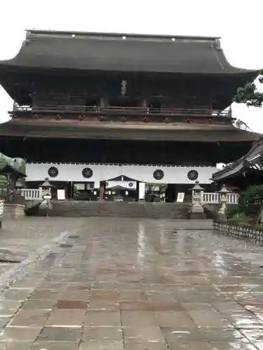 善光寺の山門