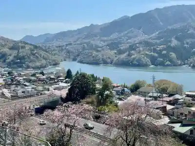 慈眼寺の{uncategorized: "未分類", other: "その他", undefined: "問題あり", building: "その他建物", grave: "お墓", sacred_gate: "鳥居", guardian: "狛犬", statue: "像", buddha: "仏像", history: "歴史", nature: "自然", garden: "庭園", animal: "動物", pagoda: "塔", temizu: "手水舎", mountain_gate: "山門・神門", sanctuary: "本殿・本堂", subordinate: "末社・摂社", art: "芸術", scenery: "景色", jizo: "地蔵", ema: "絵馬", goshuin: "御朱印", omikuji: "おみくじ", items: "授与品その他", amulet: "お守り", goshuincho: "御朱印帳", eats: "食事", festival: "お祭り", votive_dance: "神楽", shichigosan: "七五三参", wedding: "結婚式", experience: "体験その他", initially: "初詣", around: "周辺", anti_infection: "感染症対策"}