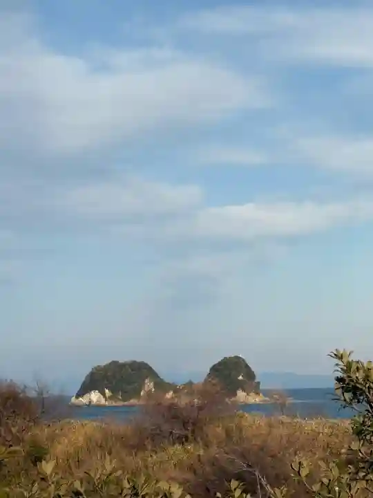淡島神社の{uncategorized: "未分類", other: "その他", undefined: "問題あり", building: "その他建物", grave: "お墓", sacred_gate: "鳥居", guardian: "狛犬", statue: "像", buddha: "仏像", history: "歴史", nature: "自然", garden: "庭園", animal: "動物", pagoda: "塔", temizu: "手水舎", mountain_gate: "山門・神門", sanctuary: "本殿・本堂", subordinate: "末社・摂社", art: "芸術", scenery: "景色", jizo: "地蔵", ema: "絵馬", goshuin: "御朱印", omikuji: "おみくじ", items: "授与品その他", amulet: "お守り", goshuincho: "御朱印帳", eats: "食事", festival: "お祭り", votive_dance: "神楽", shichigosan: "七五三参", wedding: "結婚式", experience: "体験その他", initially: "初詣", around: "周辺", anti_infection: "感染症対策"}
