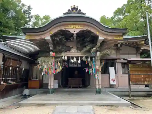 蜂田神社の本殿