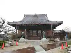 円周寺の本殿