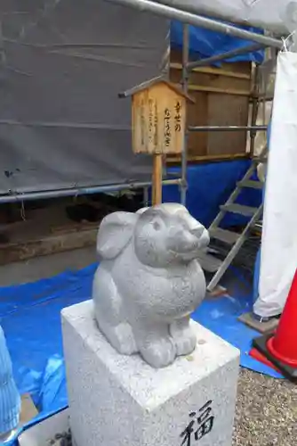 三輪神社の狛犬