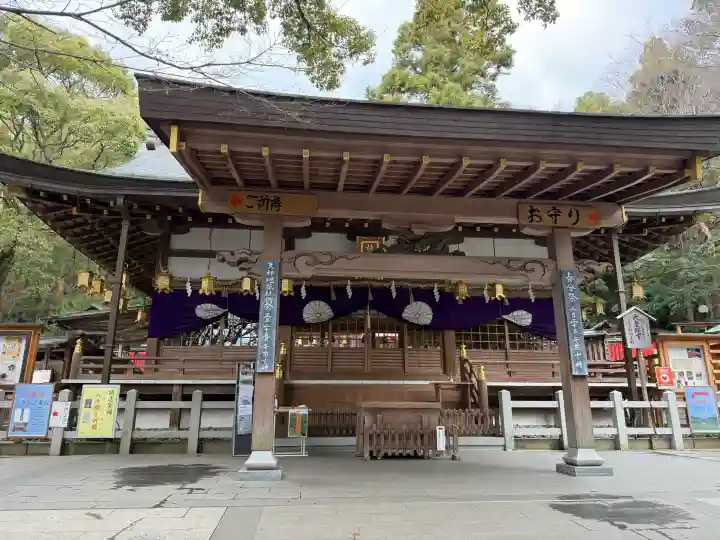 枚岡神社の{uncategorized: "未分類", other: "その他", undefined: "問題あり", building: "その他建物", grave: "お墓", sacred_gate: "鳥居", guardian: "狛犬", statue: "像", buddha: "仏像", history: "歴史", nature: "自然", garden: "庭園", animal: "動物", pagoda: "塔", temizu: "手水舎", mountain_gate: "山門・神門", sanctuary: "本殿・本堂", subordinate: "末社・摂社", art: "芸術", scenery: "景色", jizo: "地蔵", ema: "絵馬", goshuin: "御朱印", omikuji: "おみくじ", items: "授与品その他", amulet: "お守り", goshuincho: "御朱印帳", eats: "食事", festival: "お祭り", votive_dance: "神楽", shichigosan: "七五三参", wedding: "結婚式", experience: "体験その他", initially: "初詣", around: "周辺", anti_infection: "感染症対策"}