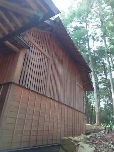 青山神社の本殿・本堂