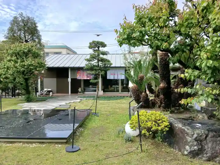 安国院の{uncategorized: "未分類", other: "その他", undefined: "問題あり", building: "その他建物", grave: "お墓", sacred_gate: "鳥居", guardian: "狛犬", statue: "像", buddha: "仏像", history: "歴史", nature: "自然", garden: "庭園", animal: "動物", pagoda: "塔", temizu: "手水舎", mountain_gate: "山門・神門", sanctuary: "本殿・本堂", subordinate: "末社・摂社", art: "芸術", scenery: "景色", jizo: "地蔵", ema: "絵馬", goshuin: "御朱印", omikuji: "おみくじ", items: "授与品その他", amulet: "お守り", goshuincho: "御朱印帳", eats: "食事", festival: "お祭り", votive_dance: "神楽", shichigosan: "七五三参", wedding: "結婚式", experience: "体験その他", initially: "初詣", around: "周辺", anti_infection: "感染症対策"}