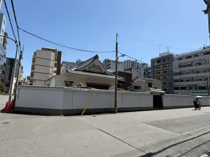 冷雲院の{uncategorized: "未分類", other: "その他", undefined: "問題あり", building: "その他建物", grave: "お墓", sacred_gate: "鳥居", guardian: "狛犬", statue: "像", buddha: "仏像", history: "歴史", nature: "自然", garden: "庭園", animal: "動物", pagoda: "塔", temizu: "手水舎", mountain_gate: "山門・神門", sanctuary: "本殿・本堂", subordinate: "末社・摂社", art: "芸術", scenery: "景色", jizo: "地蔵", ema: "絵馬", goshuin: "御朱印", omikuji: "おみくじ", items: "授与品その他", amulet: "お守り", goshuincho: "御朱印帳", eats: "食事", festival: "お祭り", votive_dance: "神楽", shichigosan: "七五三参", wedding: "結婚式", experience: "体験その他", initially: "初詣", around: "周辺", anti_infection: "感染症対策"}