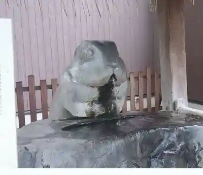 調神社の手水舎
