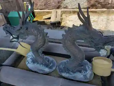 村社江尻神社の手水舎