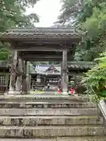 白山比咩神社の山門・神門
