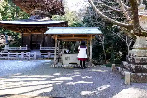 東観音寺の手水舎