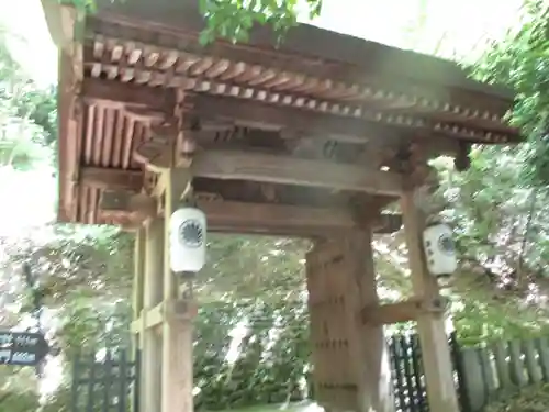 鞍馬寺の山門