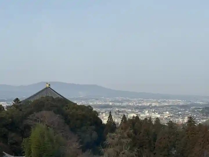 東大寺 二月堂の{uncategorized: "未分類", other: "その他", undefined: "問題あり", building: "その他建物", grave: "お墓", sacred_gate: "鳥居", guardian: "狛犬", statue: "像", buddha: "仏像", history: "歴史", nature: "自然", garden: "庭園", animal: "動物", pagoda: "塔", temizu: "手水舎", mountain_gate: "山門・神門", sanctuary: "本殿・本堂", subordinate: "末社・摂社", art: "芸術", scenery: "景色", jizo: "地蔵", ema: "絵馬", goshuin: "御朱印", omikuji: "おみくじ", items: "授与品その他", amulet: "お守り", goshuincho: "御朱印帳", eats: "食事", festival: "お祭り", votive_dance: "神楽", shichigosan: "七五三参", wedding: "結婚式", experience: "体験その他", initially: "初詣", around: "周辺", anti_infection: "感染症対策"}