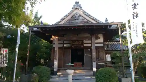了仙寺の本殿・本堂