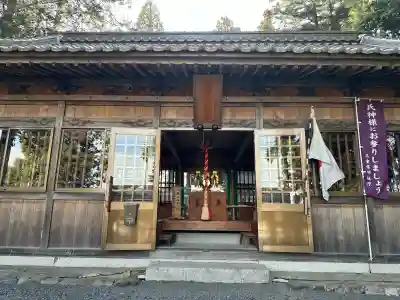 大神社の{uncategorized: "未分類", other: "その他", undefined: "問題あり", building: "その他建物", grave: "お墓", sacred_gate: "鳥居", guardian: "狛犬", statue: "像", buddha: "仏像", history: "歴史", nature: "自然", garden: "庭園", animal: "動物", pagoda: "塔", temizu: "手水舎", mountain_gate: "山門・神門", sanctuary: "本殿・本堂", subordinate: "末社・摂社", art: "芸術", scenery: "景色", jizo: "地蔵", ema: "絵馬", goshuin: "御朱印", omikuji: "おみくじ", items: "授与品その他", amulet: "お守り", goshuincho: "御朱印帳", eats: "食事", festival: "お祭り", votive_dance: "神楽", shichigosan: "七五三参", wedding: "結婚式", experience: "体験その他", initially: "初詣", around: "周辺", anti_infection: "感染症対策"}