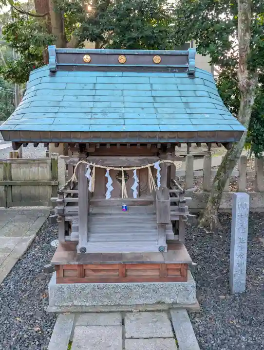 氣比神宮の{uncategorized: "未分類", other: "その他", undefined: "問題あり", building: "その他建物", grave: "お墓", sacred_gate: "鳥居", guardian: "狛犬", statue: "像", buddha: "仏像", history: "歴史", nature: "自然", garden: "庭園", animal: "動物", pagoda: "塔", temizu: "手水舎", mountain_gate: "山門・神門", sanctuary: "本殿・本堂", subordinate: "末社・摂社", art: "芸術", scenery: "景色", jizo: "地蔵", ema: "絵馬", goshuin: "御朱印", omikuji: "おみくじ", items: "授与品その他", amulet: "お守り", goshuincho: "御朱印帳", eats: "食事", festival: "お祭り", votive_dance: "神楽", shichigosan: "七五三参", wedding: "結婚式", experience: "体験その他", initially: "初詣", around: "周辺", anti_infection: "感染症対策"}