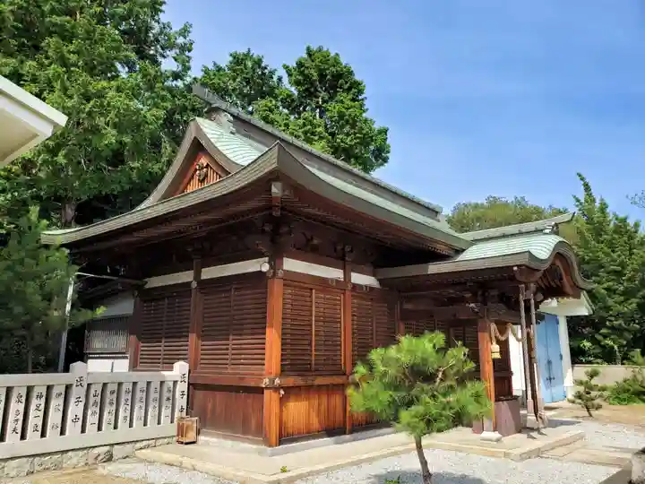 青龍神社の本殿・本堂