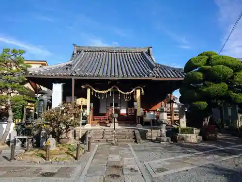 勝龍寺の本殿・本堂