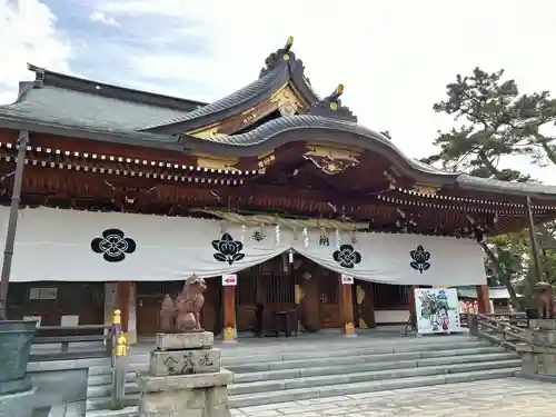 岸城神社の本殿