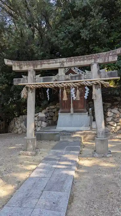 安居神社の末社・摂社